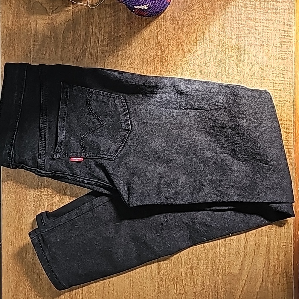 Girls size 10 reg Levi's Jeggings